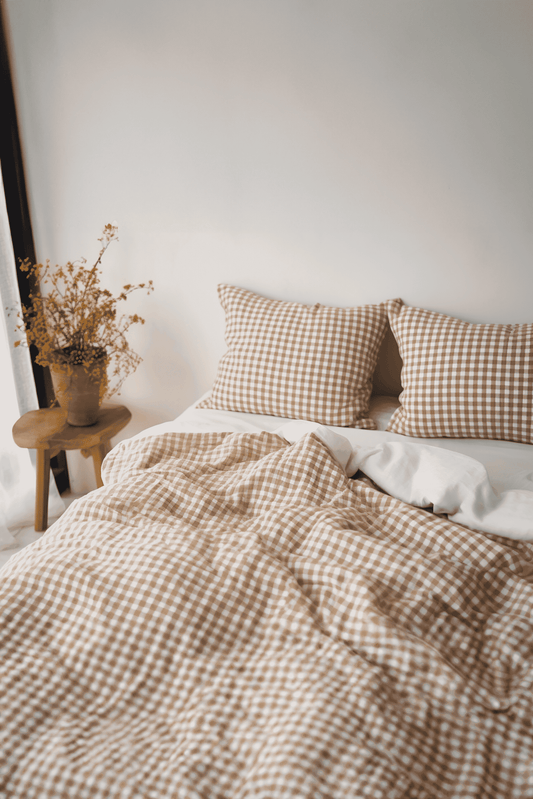 Beige gingham cotton bed set