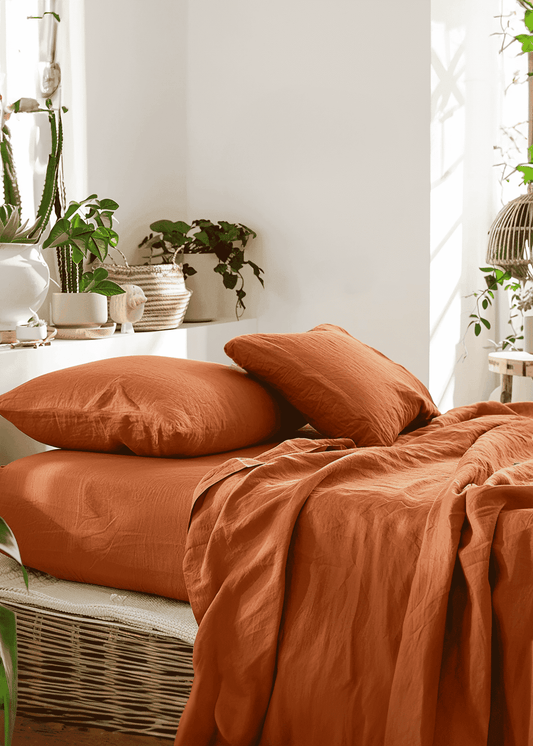 Rust fitted sheet