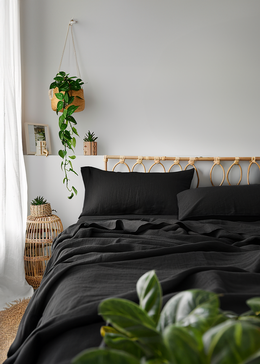 Black flat sheet